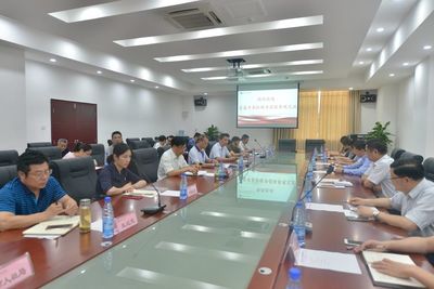 宜昌市考察團來我市考察職業教育